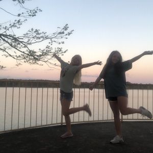 Meet your Posher, Annagrace